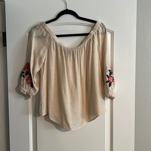 Sweet Wonder (Large) never worn only tried on.